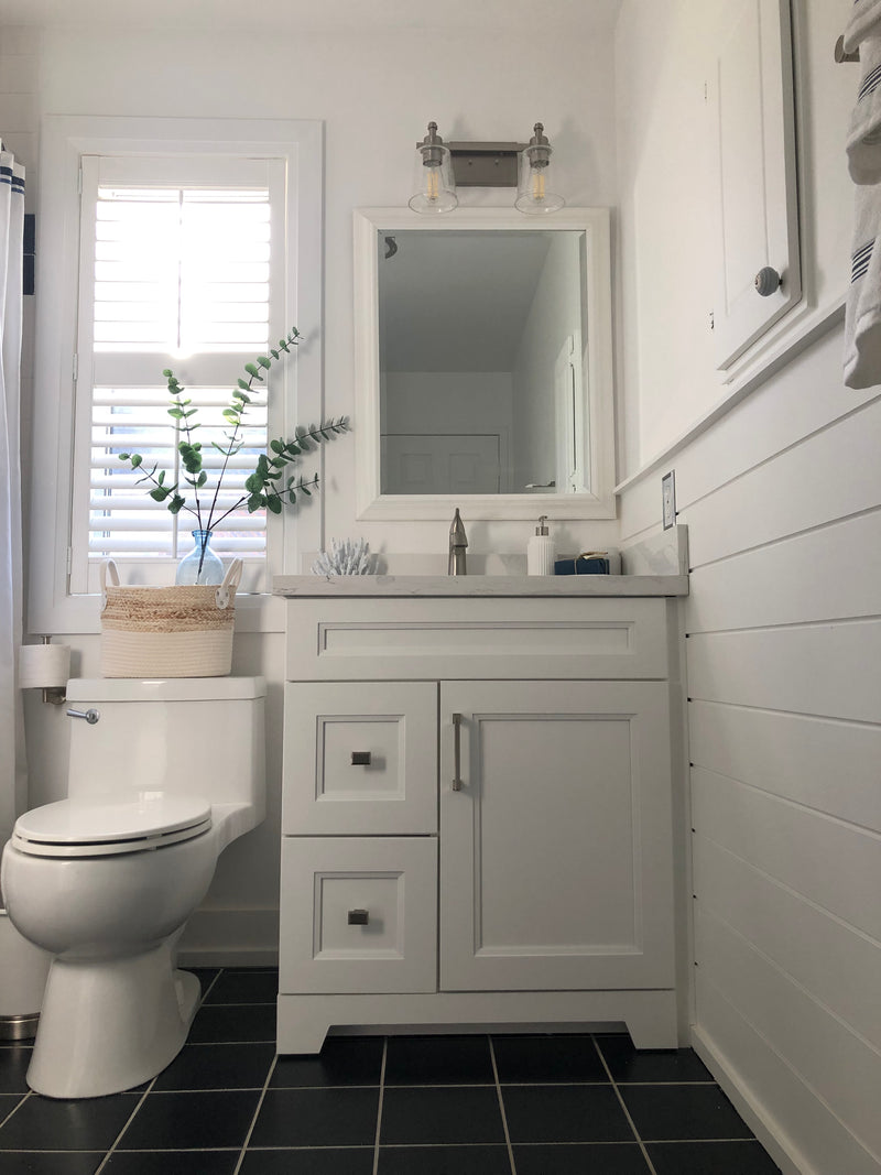 Hampton 30" Solid-Wood Vanity with Quartz Countertop